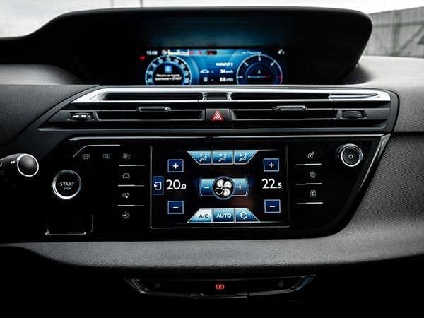 riparazione-e-ricarica-climatizzatore-auto
