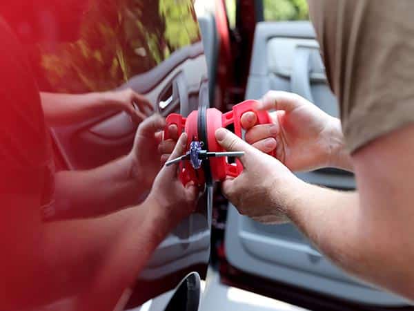 riparazioni-lucidatura-montaggi-per-auto